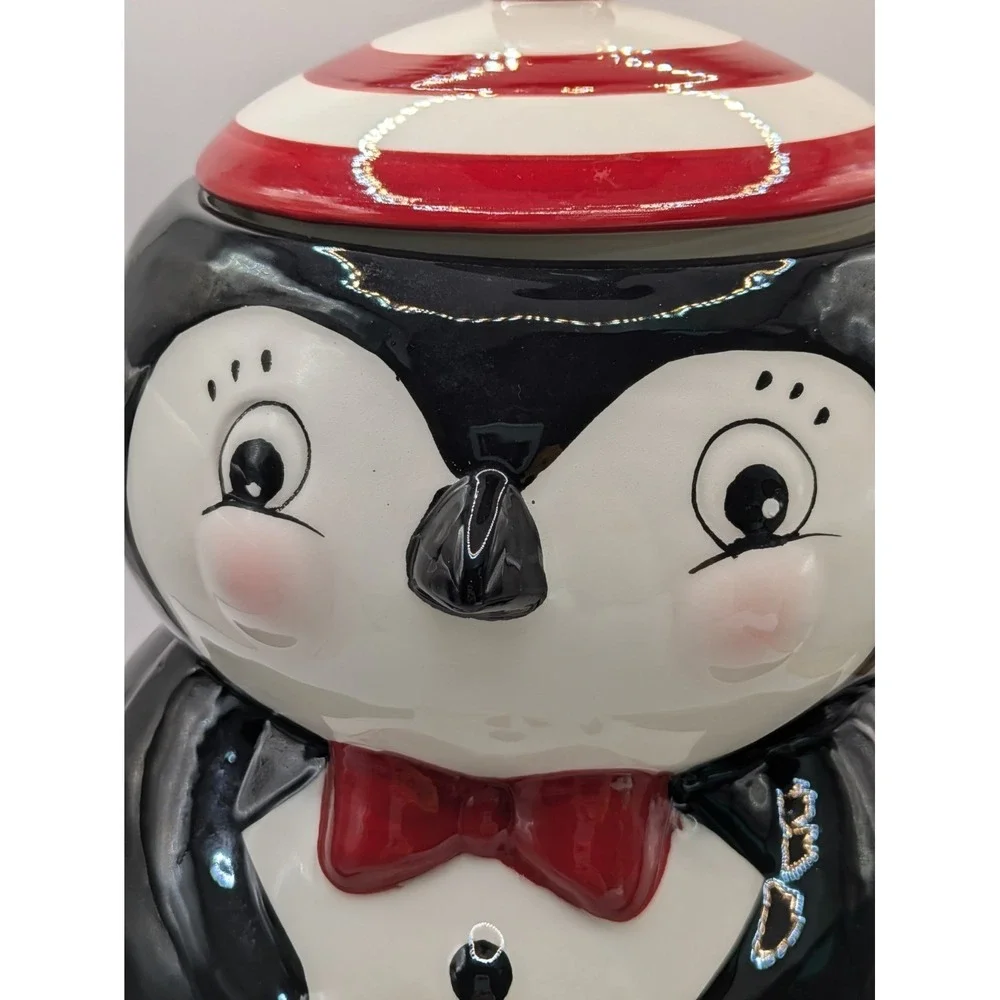 Johanna Parker Carnival Cottage PEPPERMINT‎ PENGUIN Ceramic Cookie Jar Canister